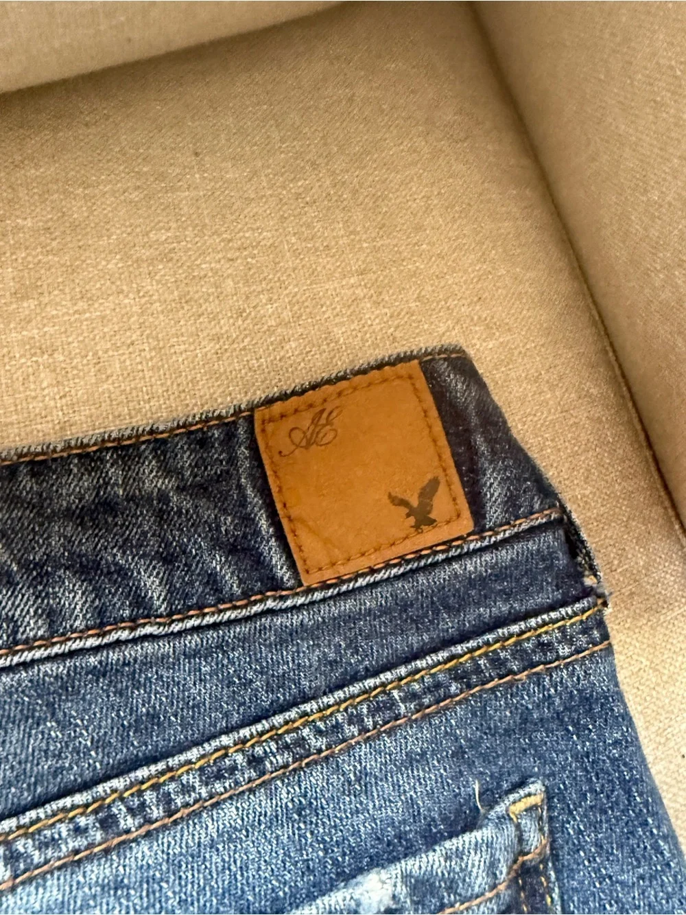 American Eagle Outfitters Distressed Jeans - Picture 5 of 5
